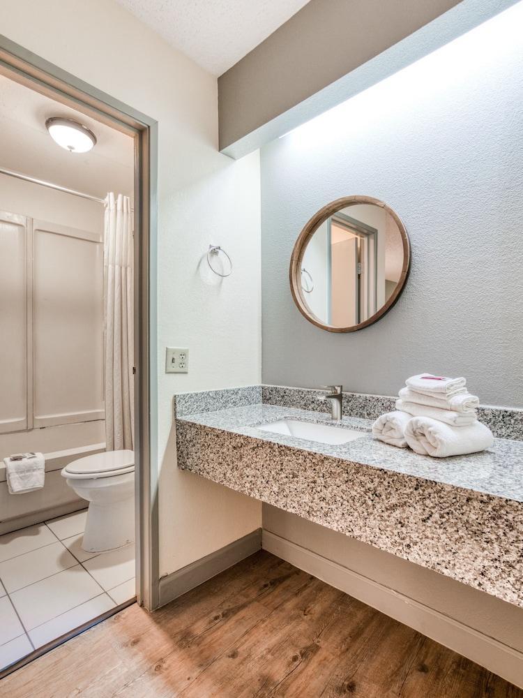 Dallas Love Field Inn Zewnętrze zdjęcie