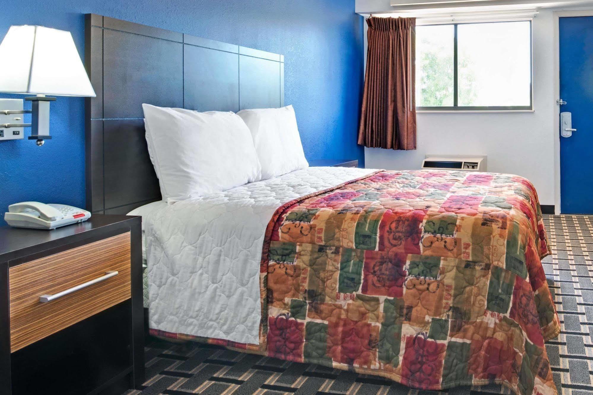 Dallas Love Field Inn Zewnętrze zdjęcie